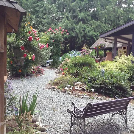 Tea Cozy Bed & Breakfast-3